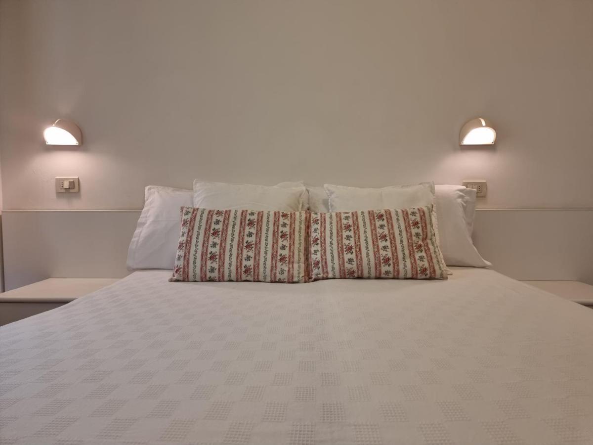 Residence Azzurro Gabicce Mare Eksteriør bilde